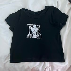 black meet me in new york baby tee